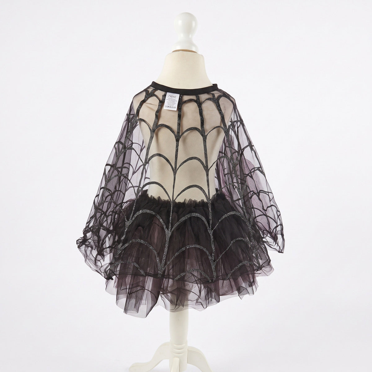 Griezeloutfit met spinnenwebcape en bijpassende tutu met spinnenwebpatroon