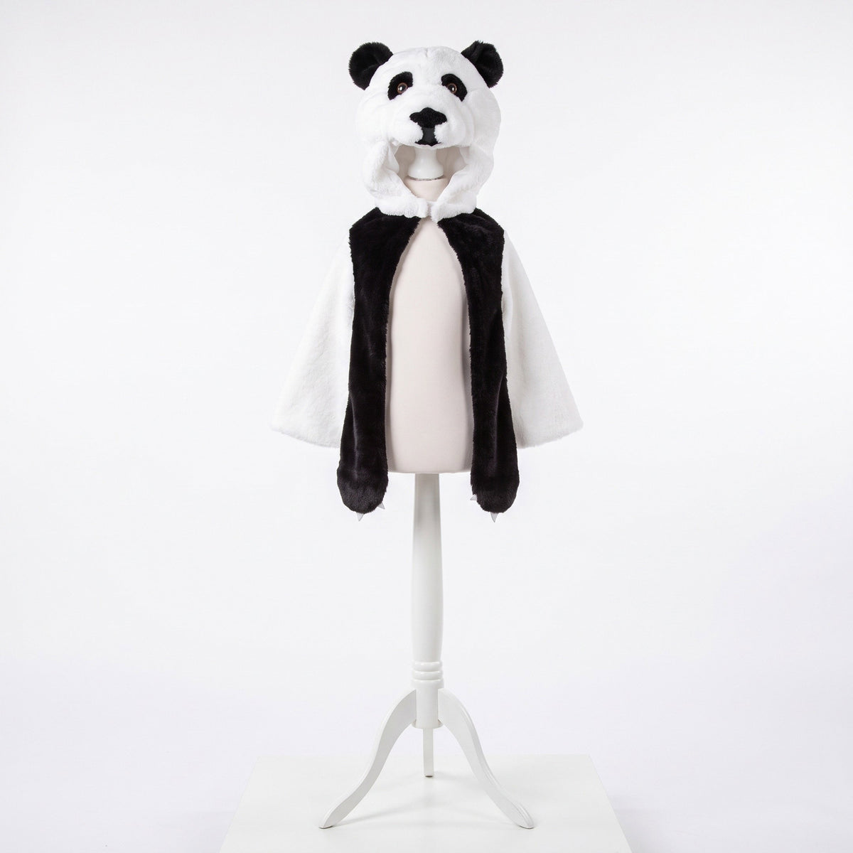 Pandacape met grote pandakop als kap, ronde oren en lange pootdetails aan de voorzijde