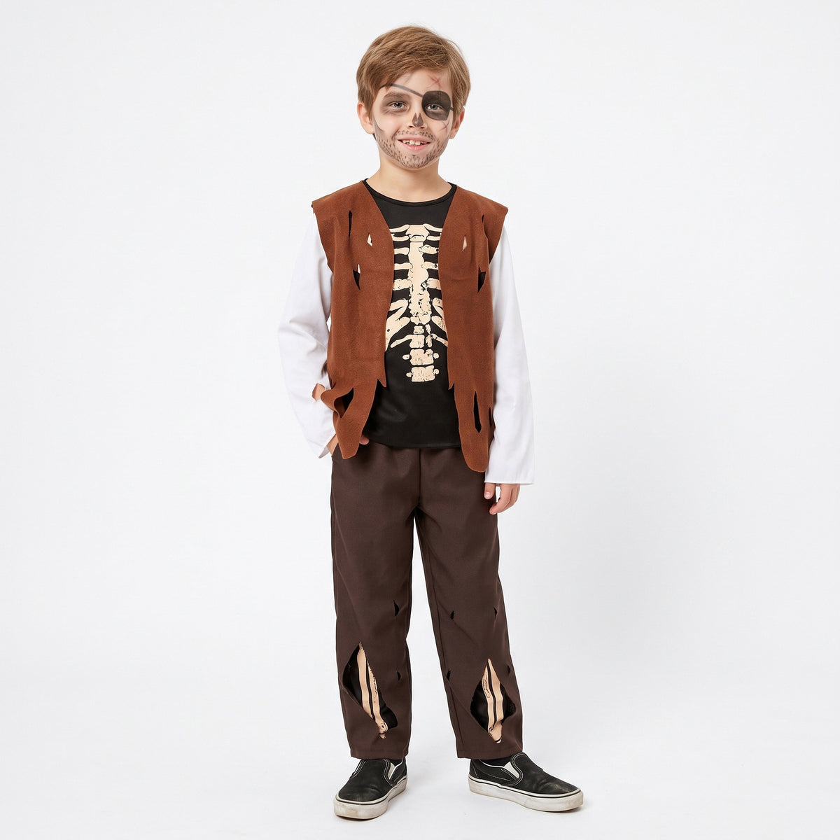 Stoer piratenkostuum met skeletprint, gescheurde broek en roestkleurig piratenvest voor kleine avonturiers die de zeven zeeën willen veroveren