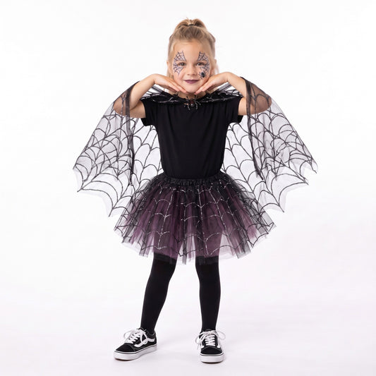 Griezeloutfit met spinnenwebcape en bijpassende tutu met spinnenwebpatroon
